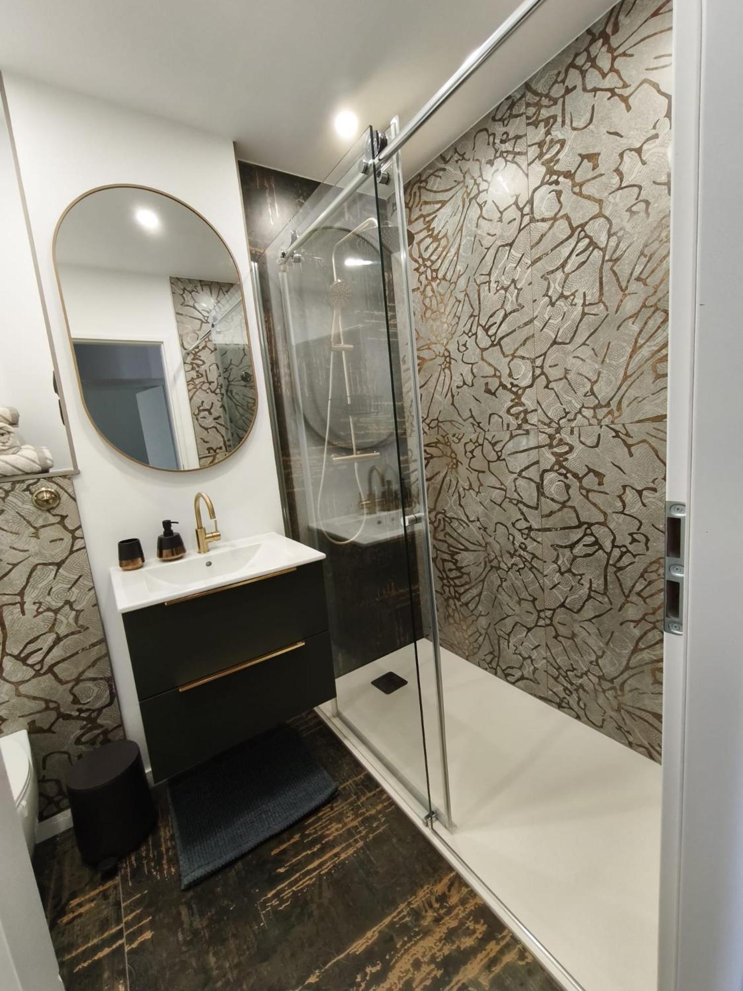 Studio Lux, Elegant & Confortabil Braşov Extérieur photo